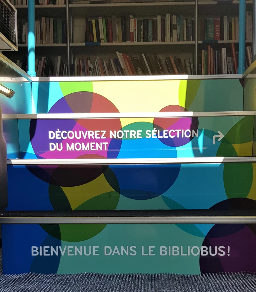 Bibliobus, déco d'intérieur-7