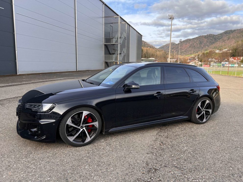 Covering complet sur une jolie Audi RS4-2