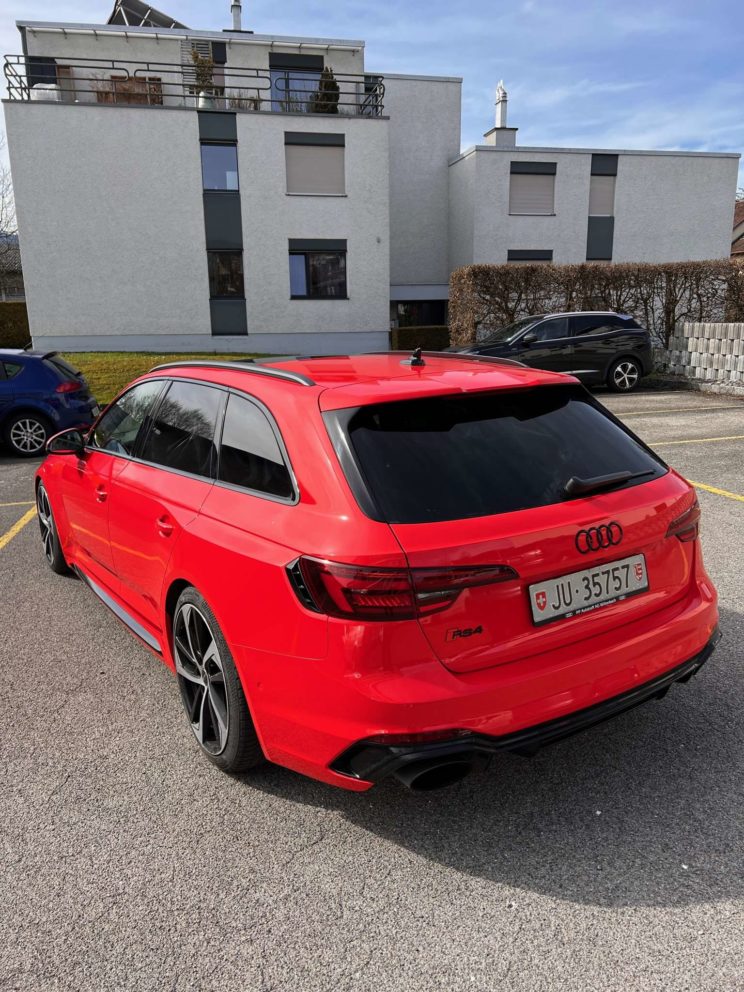 Covering complet sur une jolie Audi RS4-8