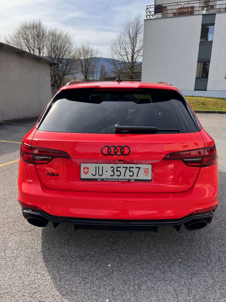 Covering complet sur une jolie Audi RS4-6