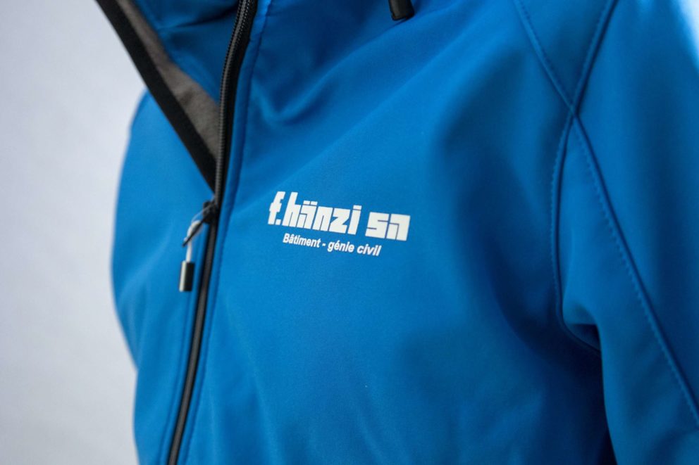 Hänzi SA, tout de bleu vêtus pour les 40 ans-14