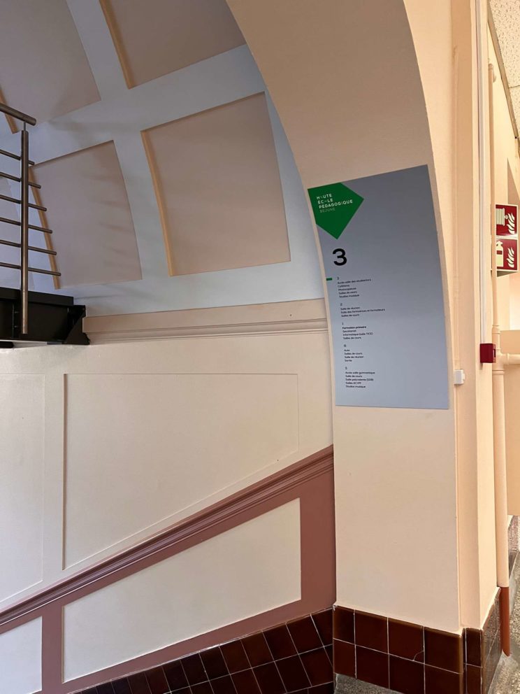 Refonte complète pour la signalétique de la HEP-Bejune-17