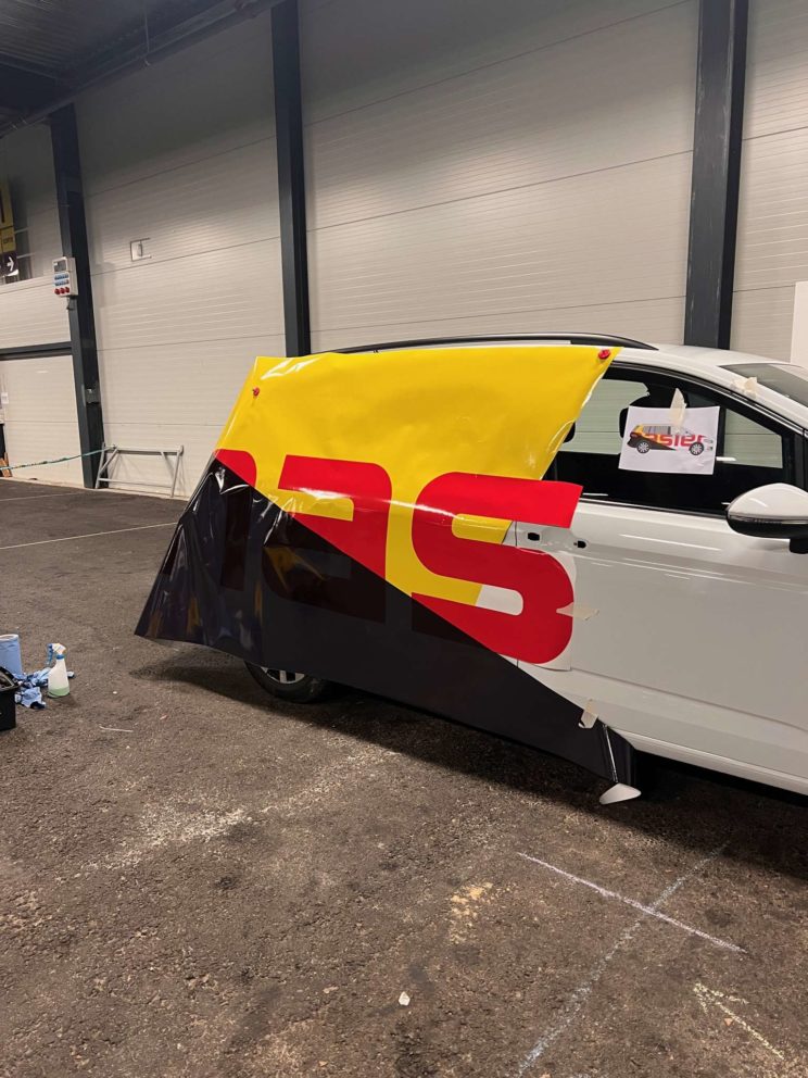 Nouveau look pour les véhicules HASLER-4