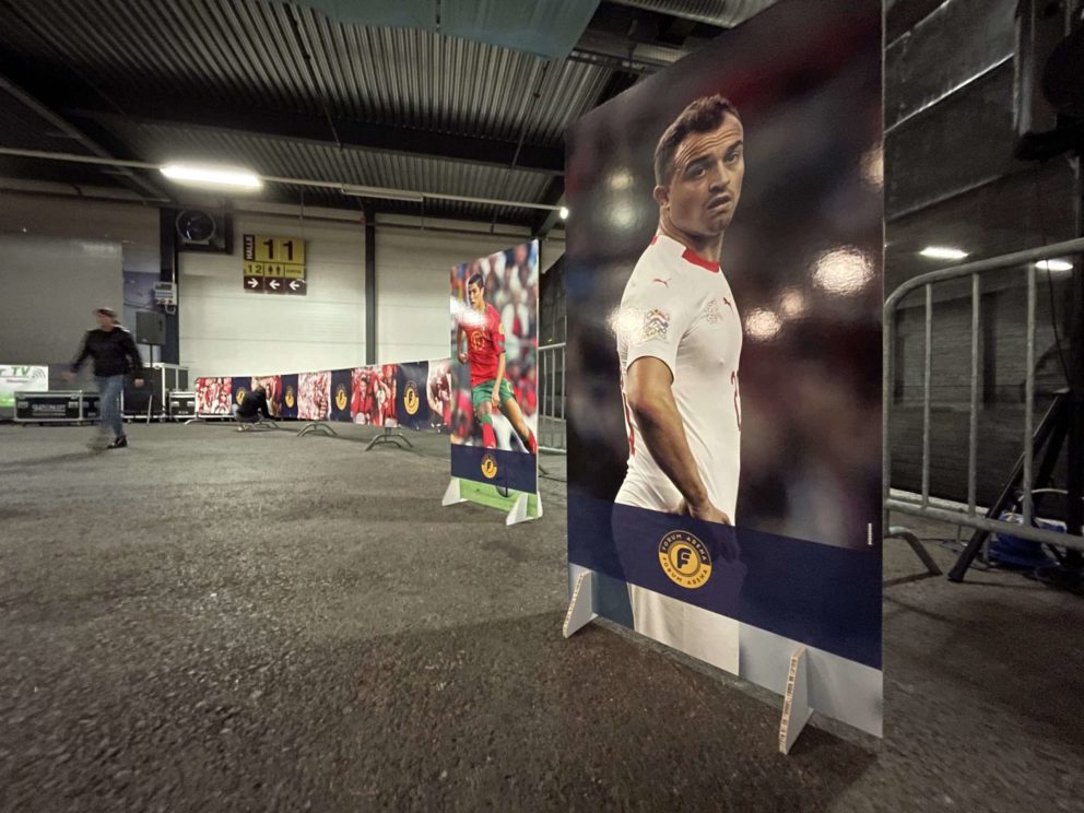 Emballage graphique et signalétique pour le Mondial 2022 au Forum de l'Arc-9