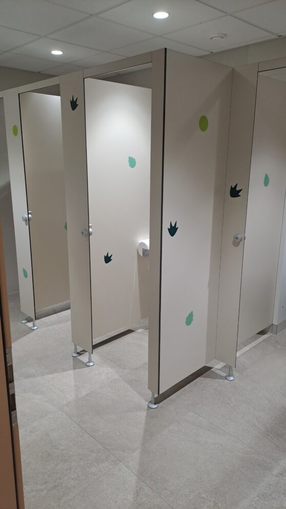 Une signalétique toute en couleur pour la Maison de l'Enfance à Sonceboz-15