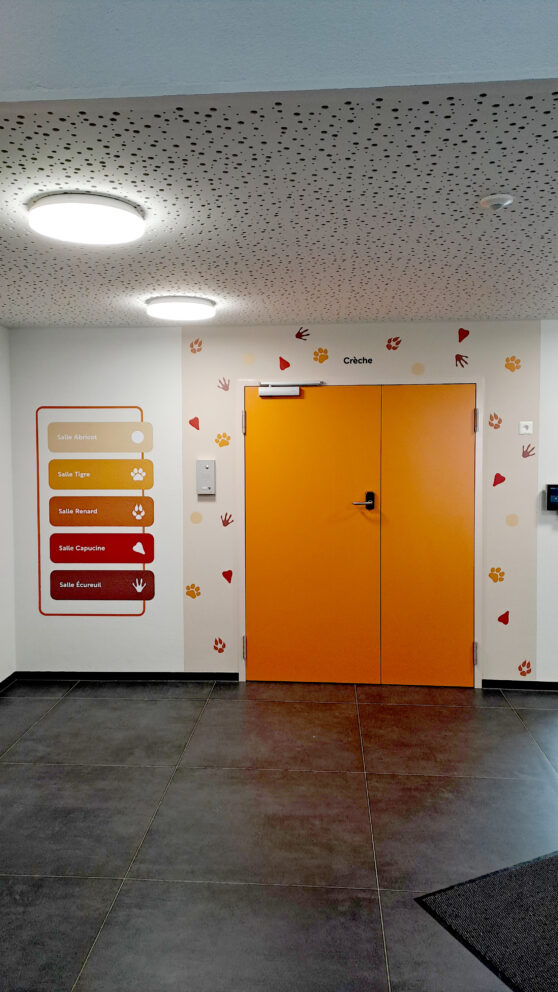 Une signalétique toute en couleur pour la Maison de l'Enfance à Sonceboz-2